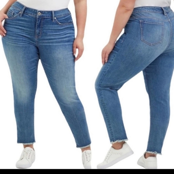 torrid Denim - Torrid ultra skinny jeans rawhem size 18